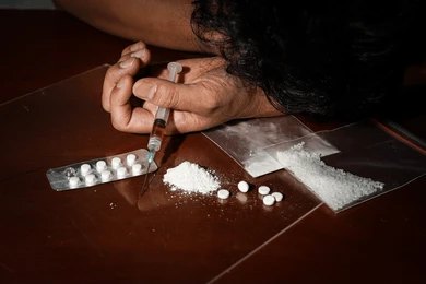 A young man died due to overdose of chitta in Rohru, Shimla.