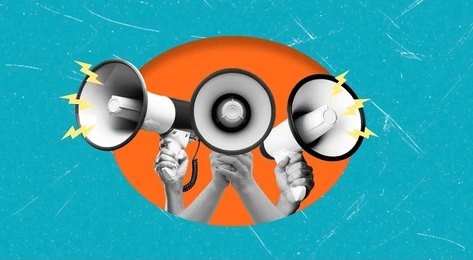 Congress leaders in Kangra protested against BJP leader Hansraj and staged a protest on the Assembly campus.